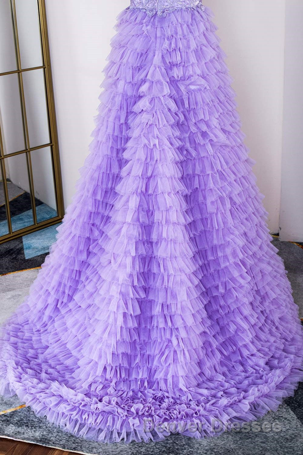 Lavender Plunging V Neck Appliques Layers Long Prom Dress with Slit