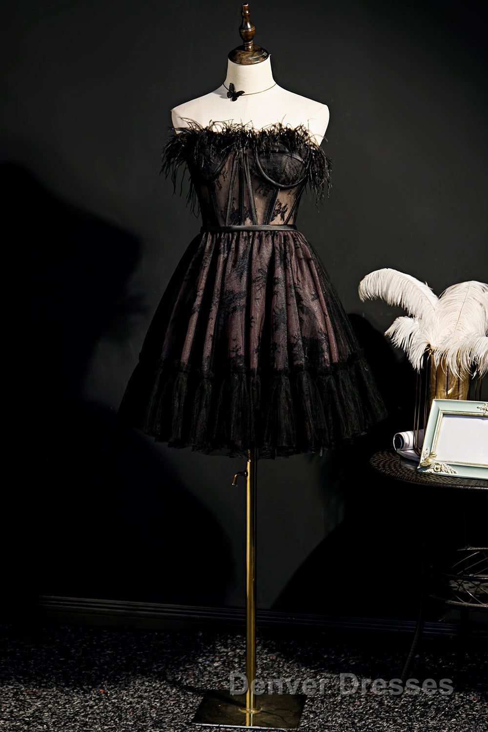 Cute Strapless Black Tulle Short Homecoming Dress