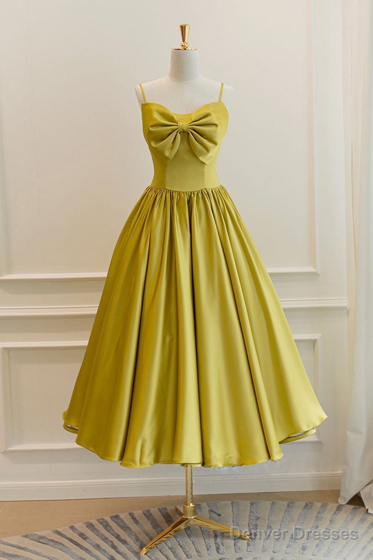 Yellow Satin Short Prom Dresses, Cute A-Line Bow Homecoming Dresses Main image