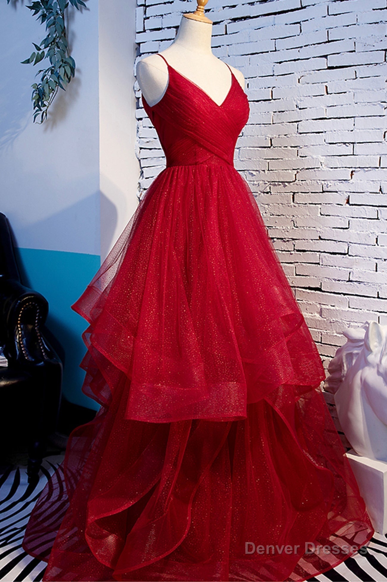 Red V-Neck Tulle Long Prom Dress, A-Line Evening Dress Main image