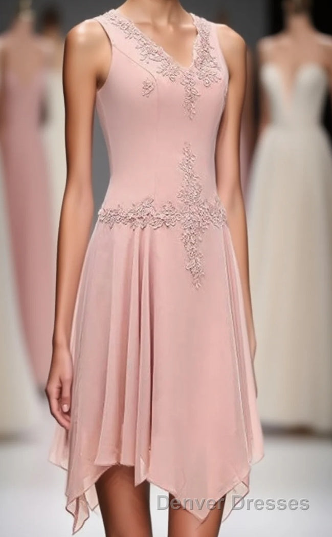 Dusty Pink Two-Piece V-Neck Appliques Mother of the Bride Dress Main image
