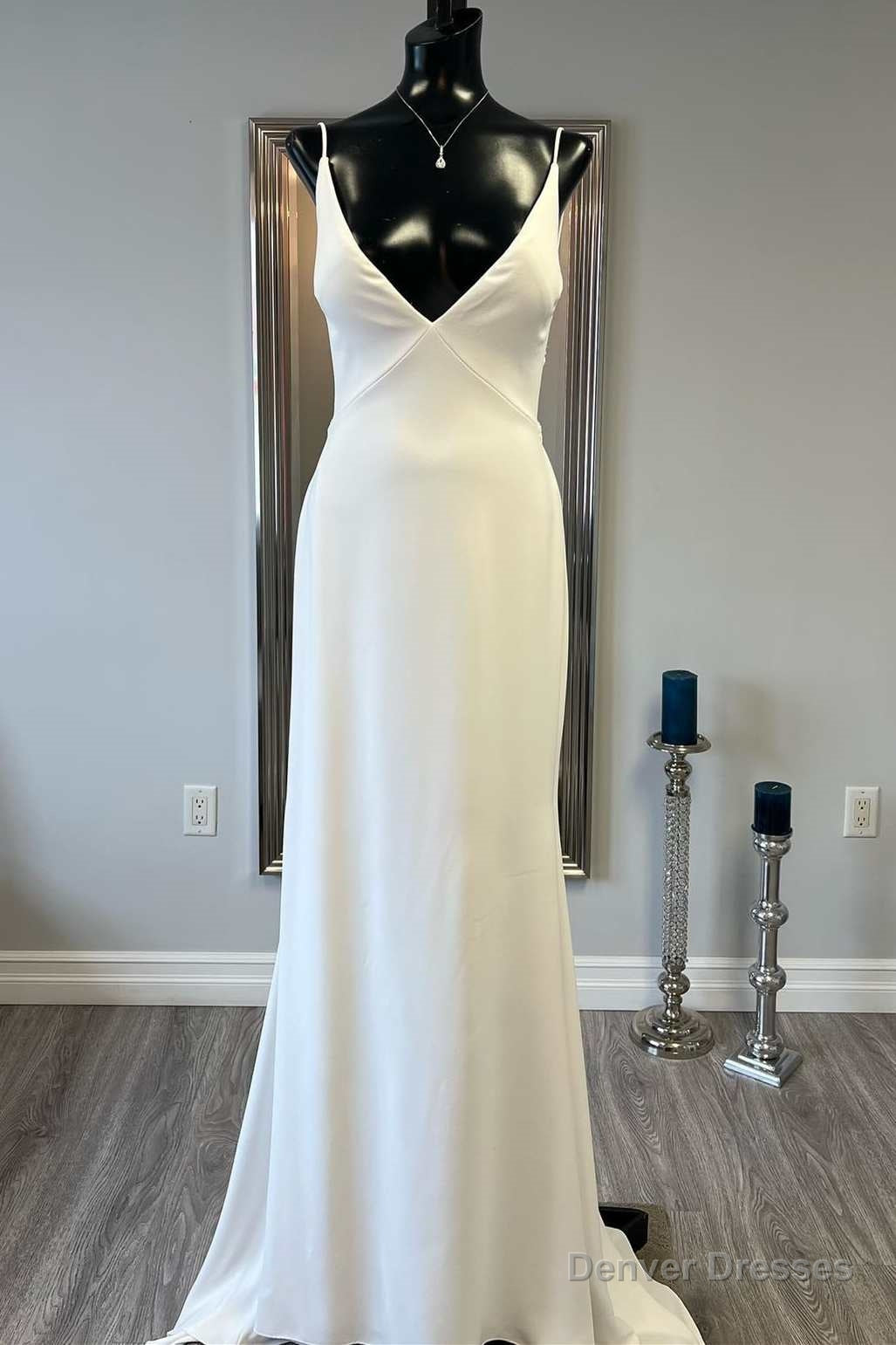 Elegant White V-Neck Open Back Mermaid Bridal Gown Main image