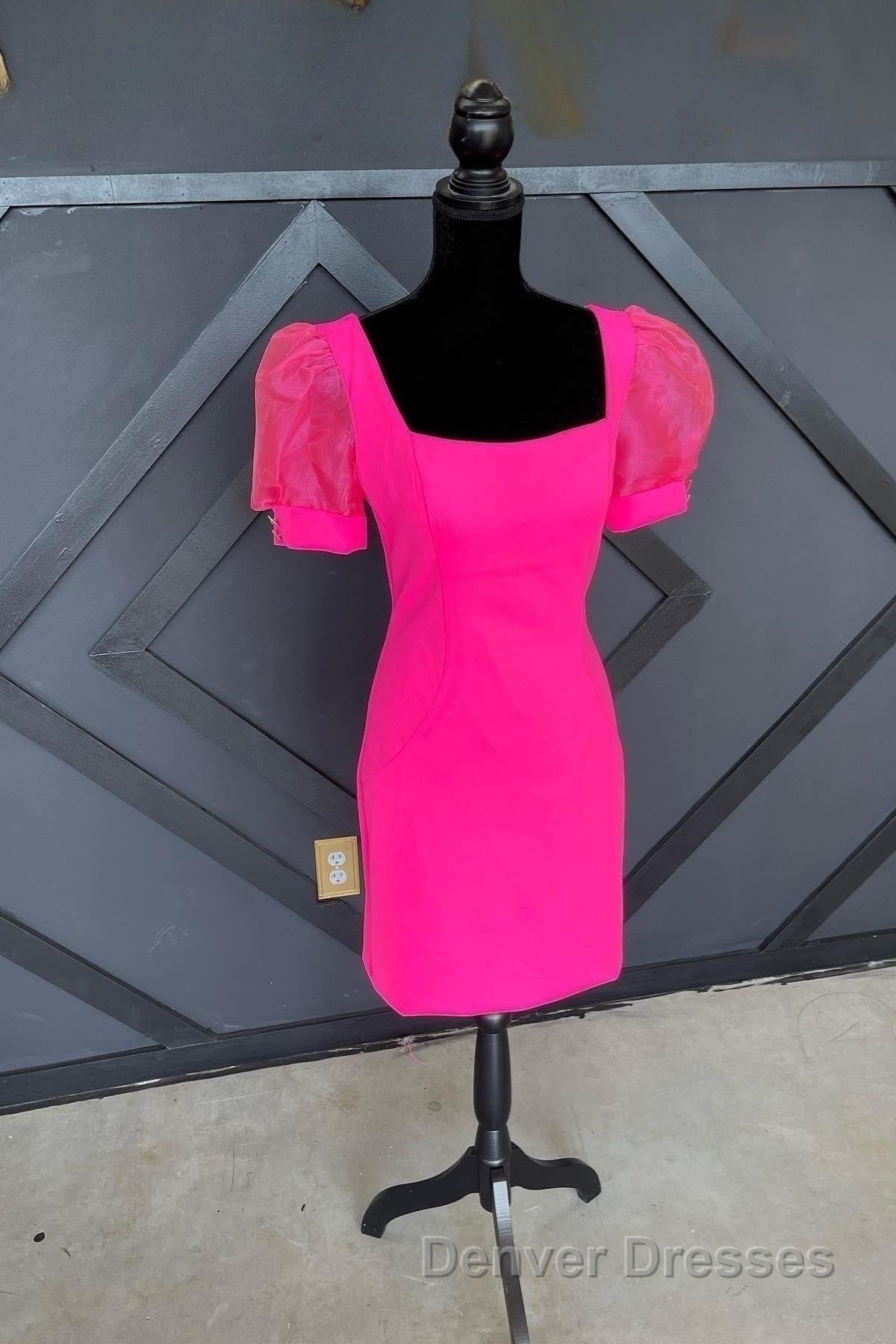 Fuchsia Puff Sleeves Square Neck Sheath Homecoming Dress Secondary image