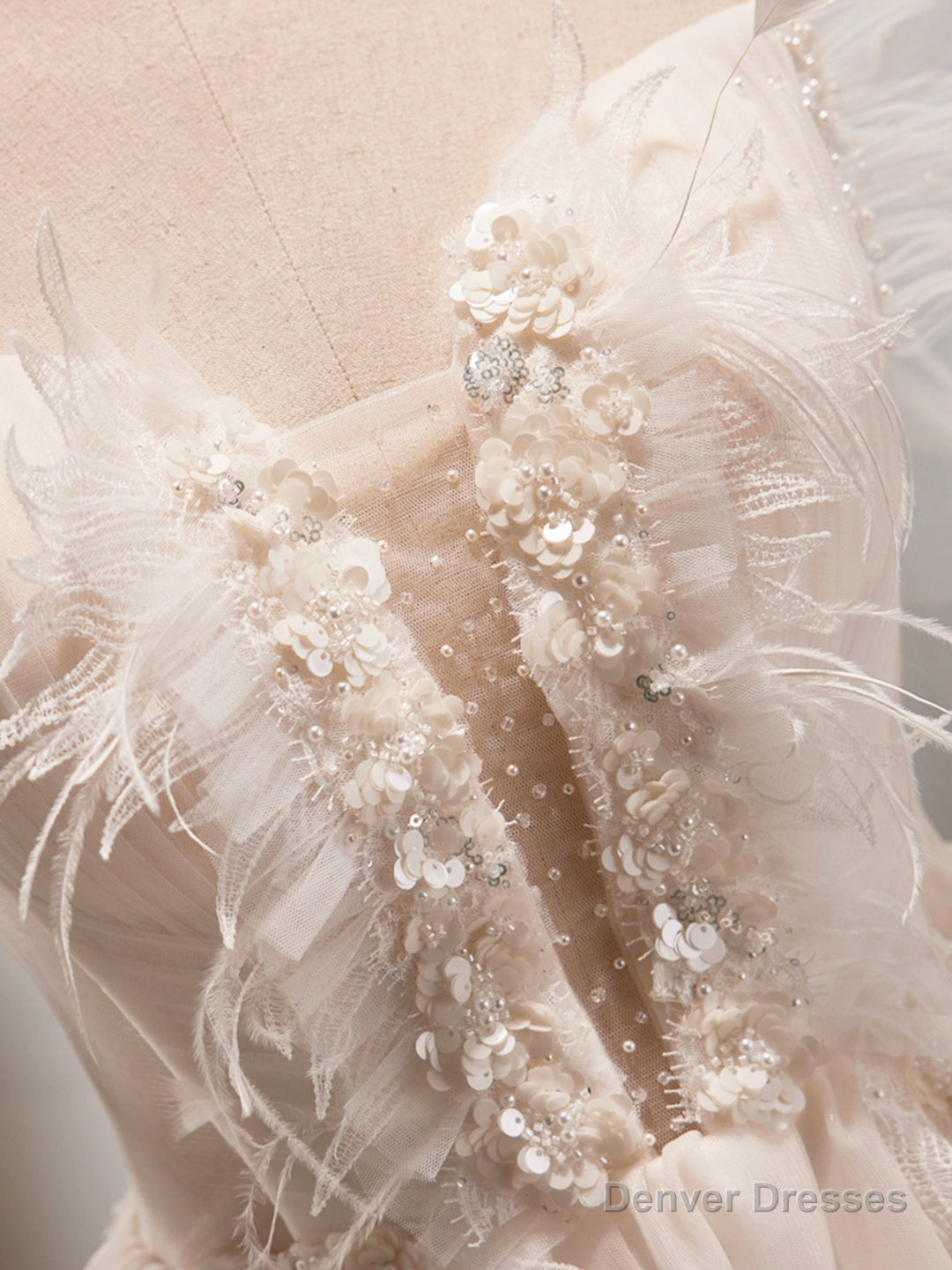 Champagne Tulle Sequins Short Prom Dress, Cute A-Line Homecoming Dress Secondary image