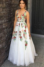 V-Neck Sexy Floral Embroidered Long Prom Dress