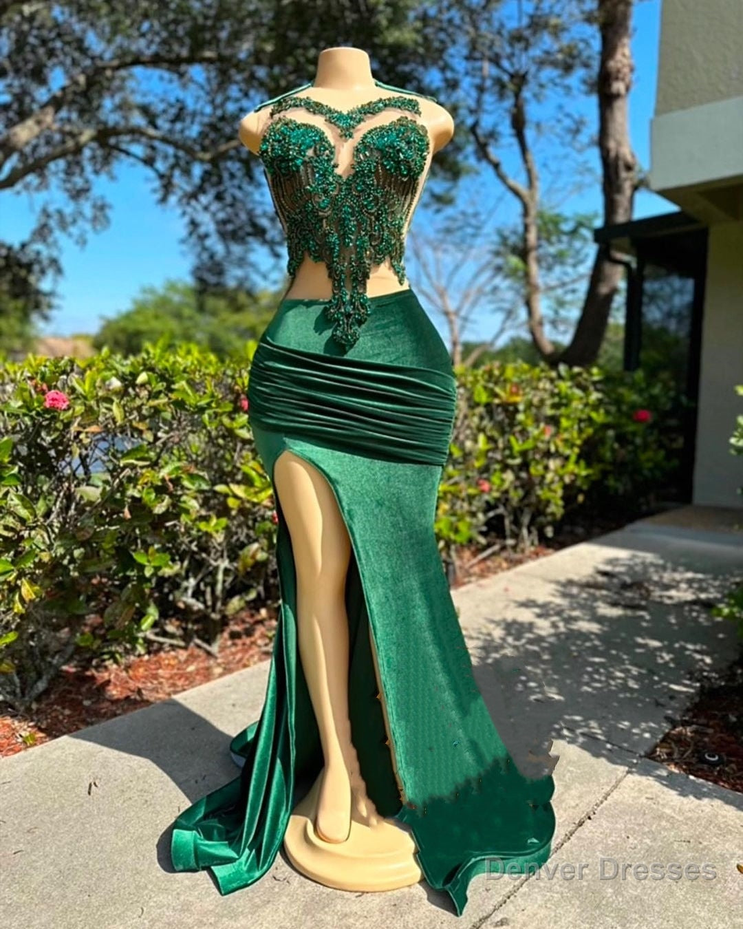 Dark Green Sweetheart Lace Mermaid Prom Dresses Main image