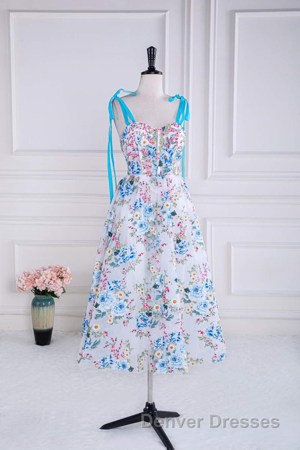 Blue and White Floral Bow Tie Straps A-line Tea-Length Prom Dress Secondary image