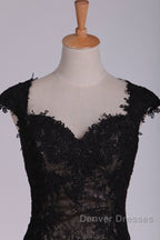 Black Off The Shoulder Sheath Prom Dress Lace&Tulle Floor Length With Applique & Slit