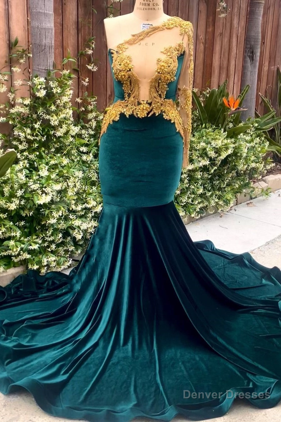Dark Green Velvet One shoulder Mermaid Prom Dresses with Gold Appliques Main image