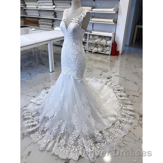 Luxury V Neck Lace Tulle Mermaid Wedding Dress with Appliques Secondary image