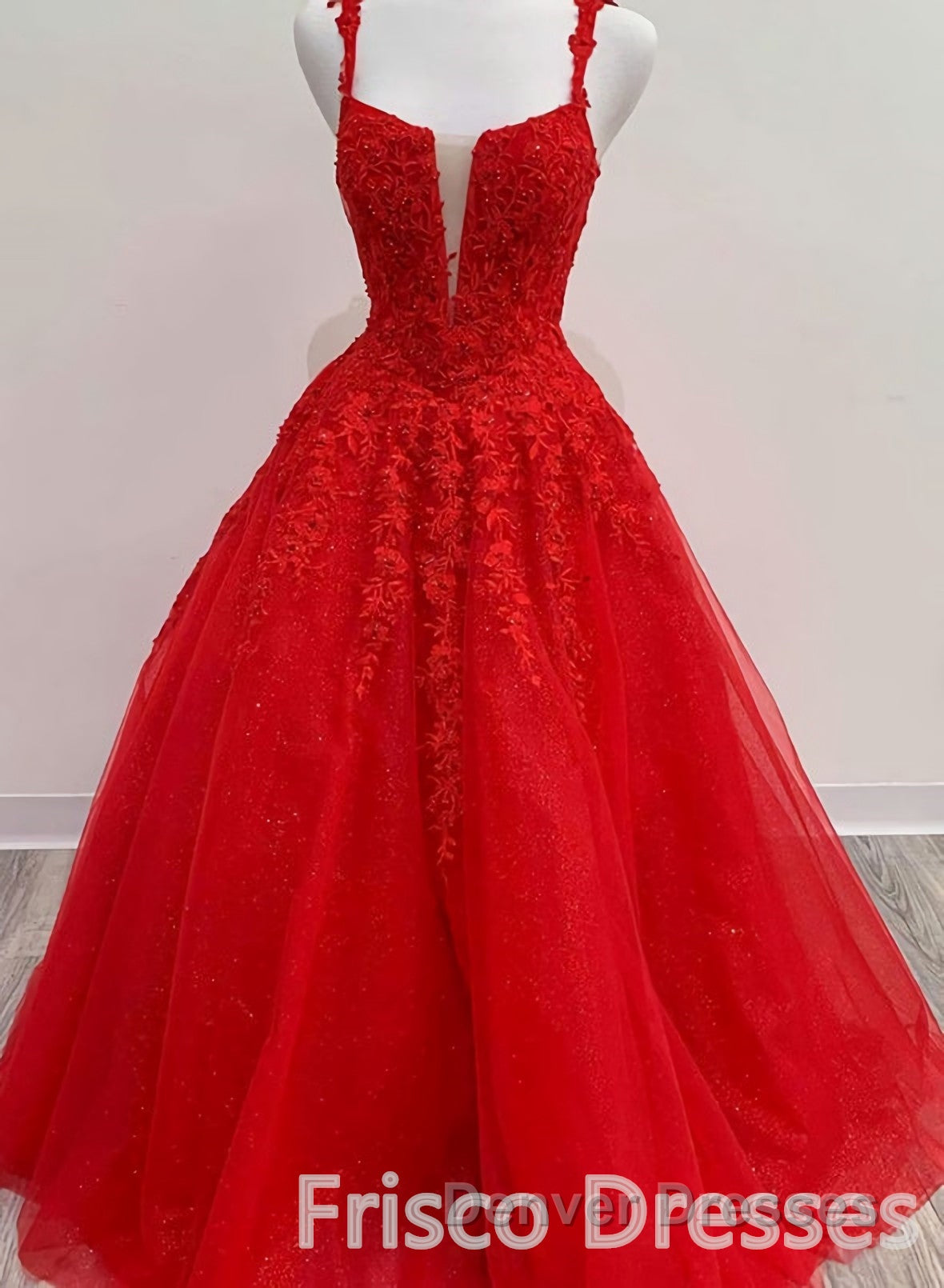 Red Tulle Lace A Line Formal Evening Dress Appliques Long Prom Dress