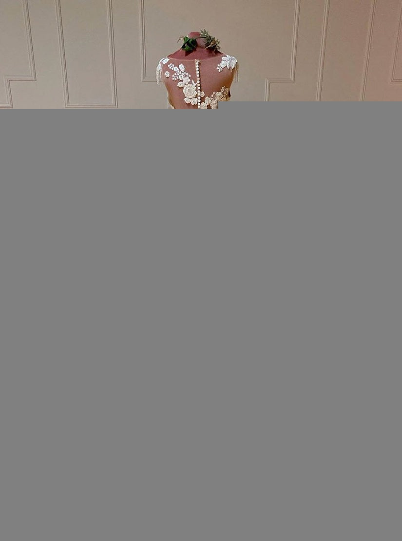 Champagne Sleeveless Round Neck Tulle Lace Long Prom Dress