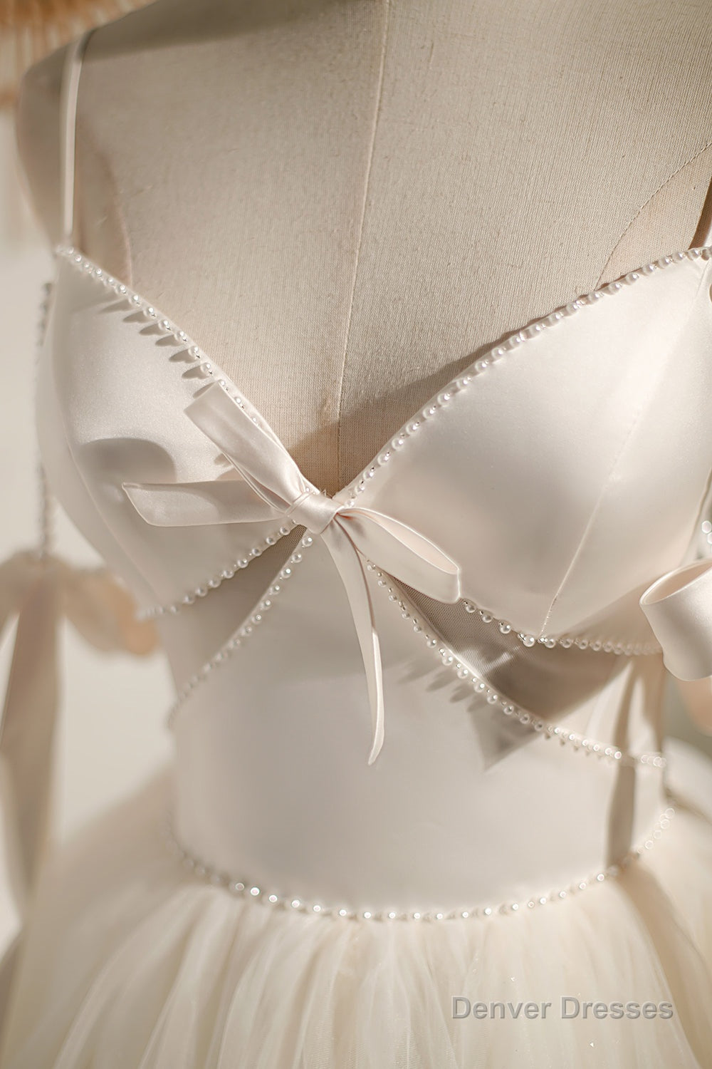 Chic Champagne Beading Bowknot Lace Up Short Homecoming Dresses Secondary image