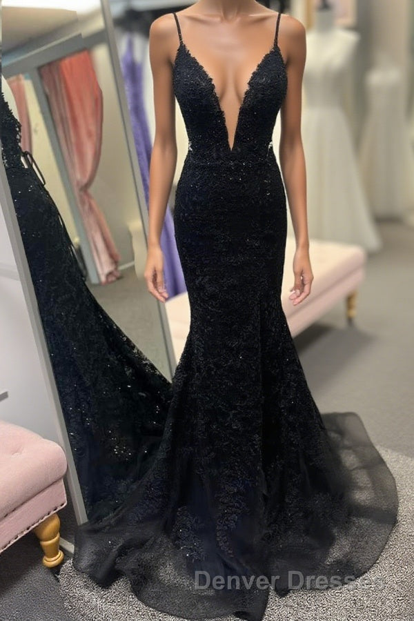 Lace-Up Black Plunging Neck Mermaid Prom Dress with Appliques