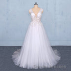 Flowy A-line Long V-neck Lace Tulle Beach Wedding Dress Bridal Gowns