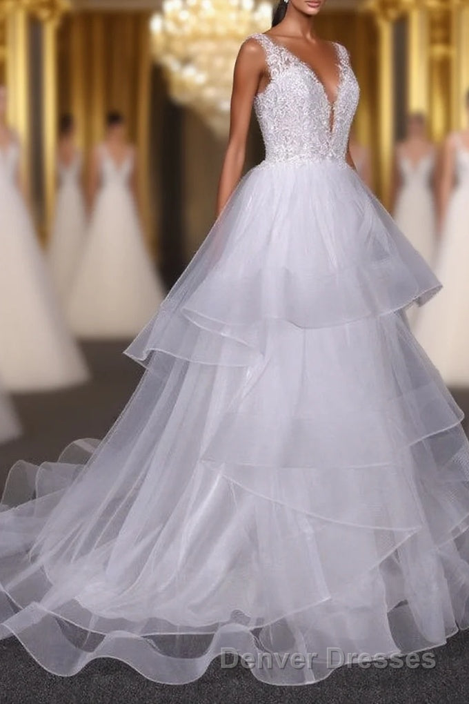 Charming V-neck Lace Wedding Dress Elegant Backless Wedding Gowns Main image