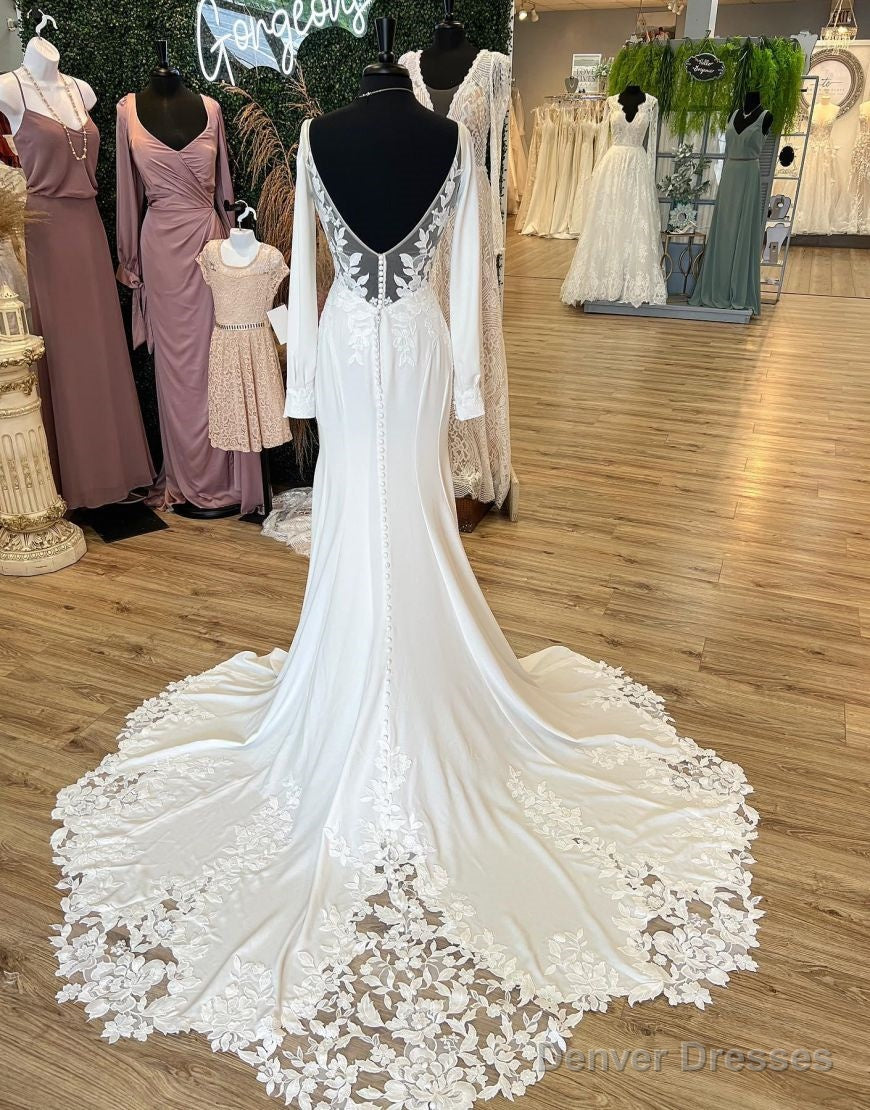 Mermaid V-Neck Court Train Long Sleeves Wedding Dress With Appliques Secondary image