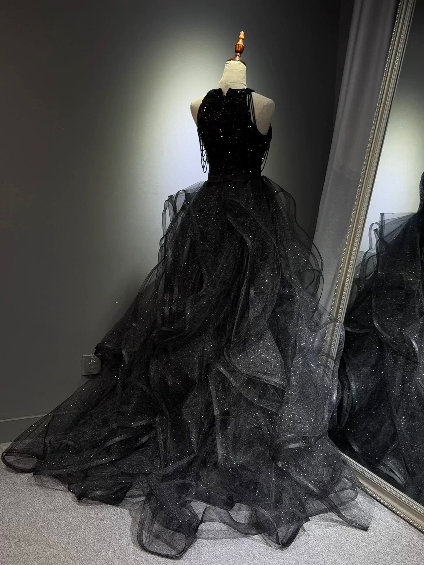 A-Line High Neck Tulle Ball Gown Sequin Black Prom Dress With Beads Secondary image