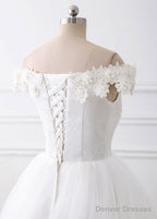 A-Line/Princess Tulle Off-The-Shoulder Appliques Lace Wedding Dresses
