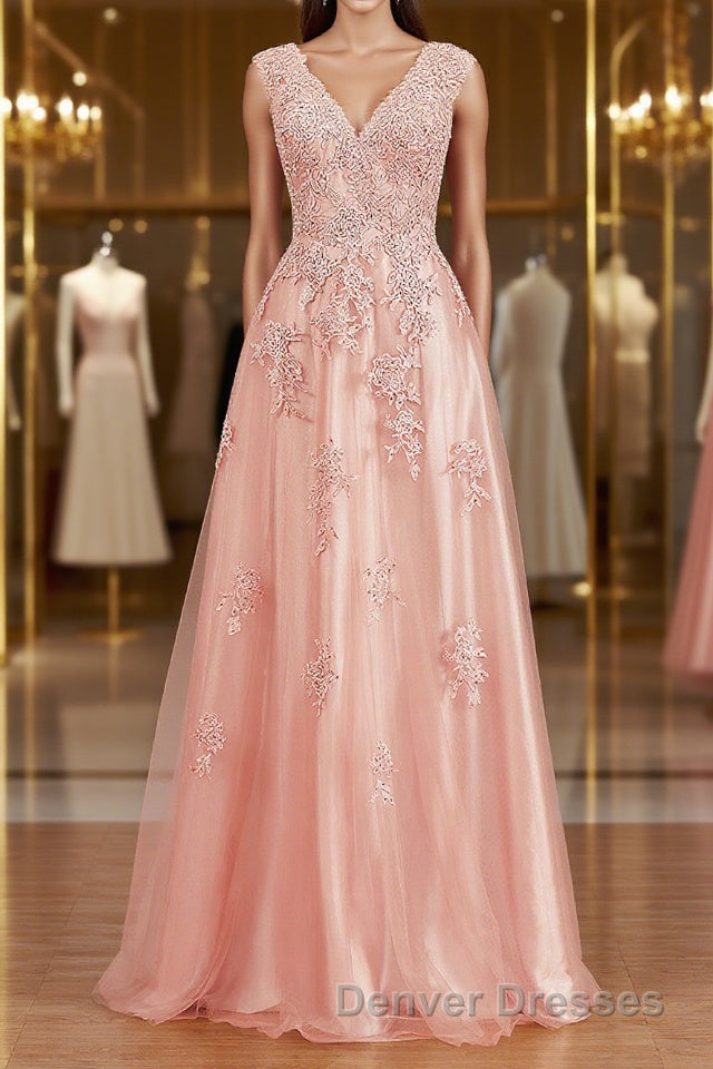 A-Line/Princess V-neck Floor-Length Tulle Mother of the Bride Dress With Appliques Lace Main image