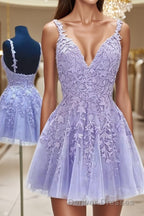 A-Line/Princess V-neck Short/Mini Tulle Homecoming Dress