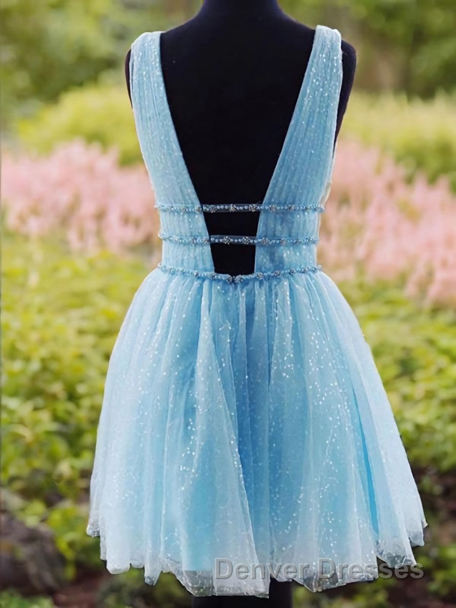 A-Line/Princess V-neck Short/Mini Tulle Homecoming Dress