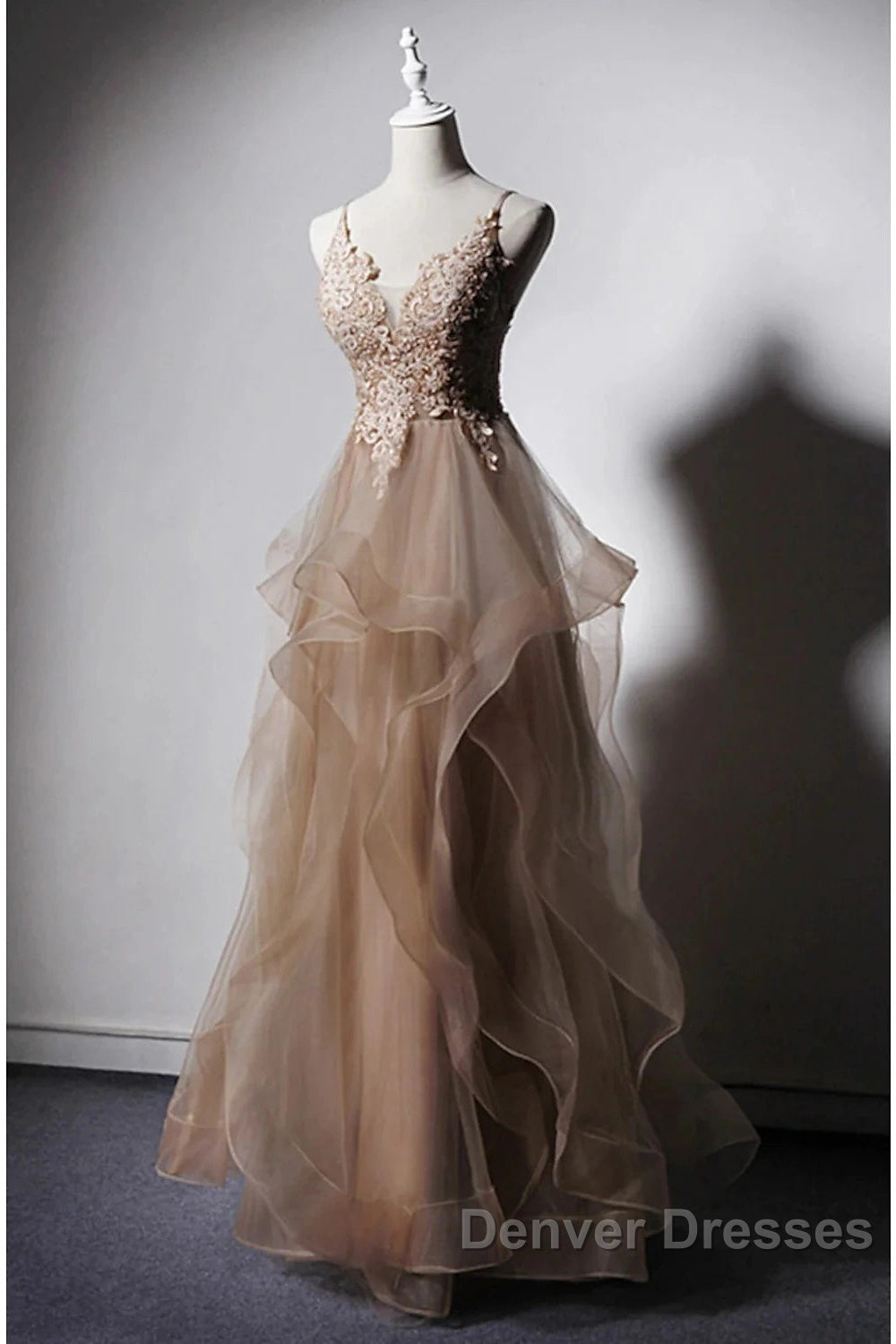A-Line Prom Dress Open Back Dress Formal Wedding Party Floor Length Sleeveless Spaghetti Strap Lace With Ruffles Appliques