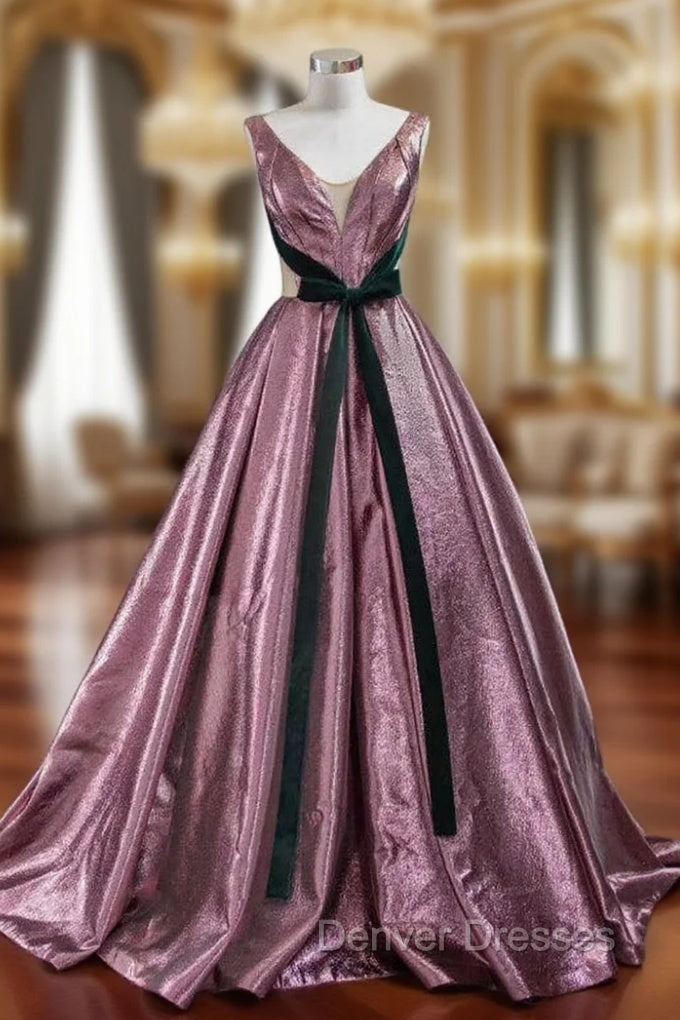 A-Line Purple V-neck Pleats Long Prom Dress With Green Velvet Main image