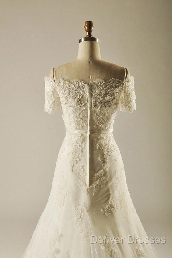 A-Line Short Sleeve Waist Lace Wedding Dress With Appliques Beading