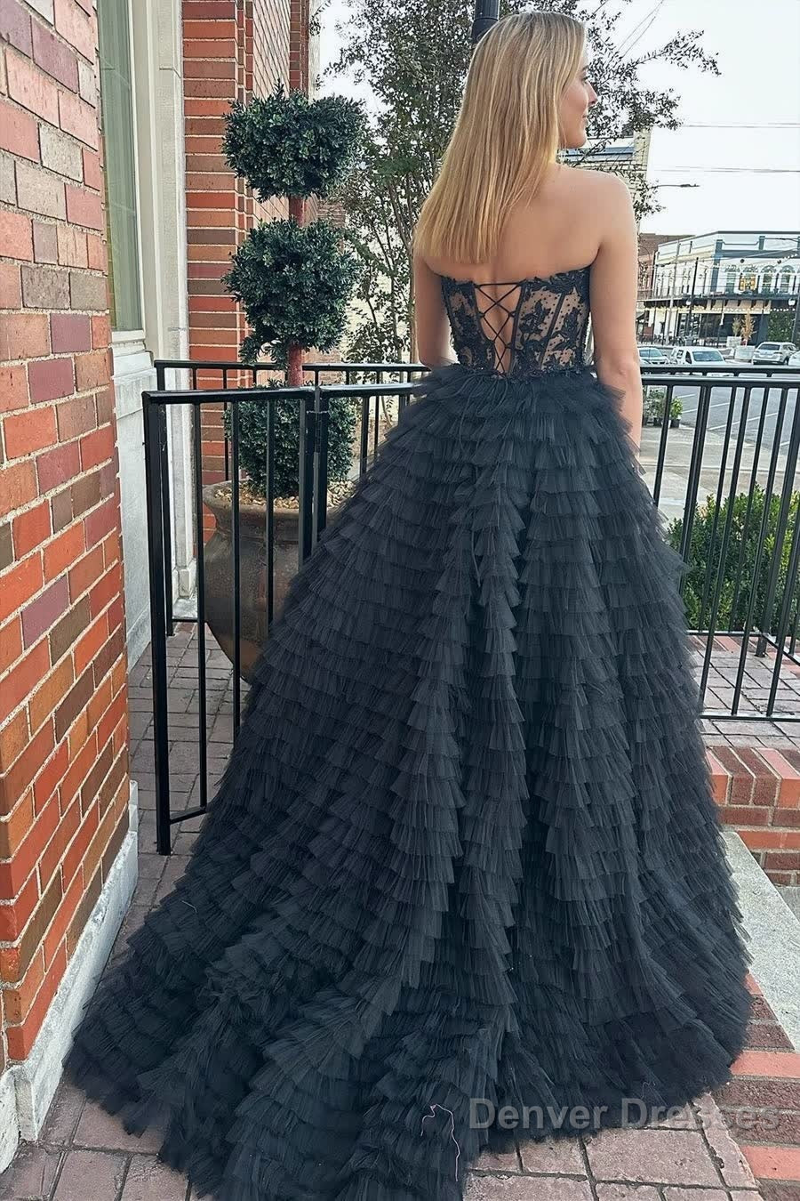 A-line Strapless Multi-Layers Tulle Prom Dress with Slit
