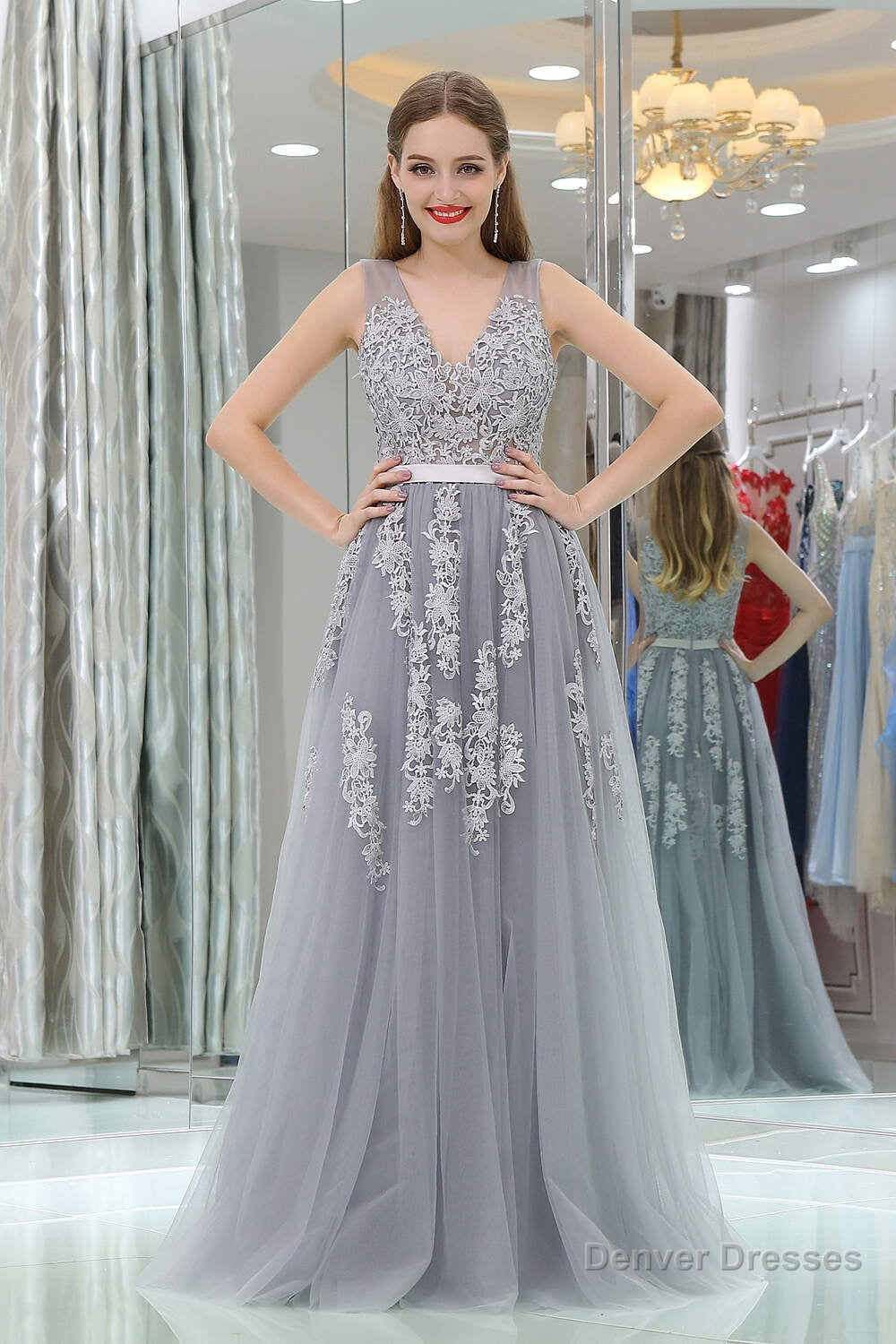 A-Line V-neck Floor-Length Tulle Appliqued Long Prom Dresses Main image