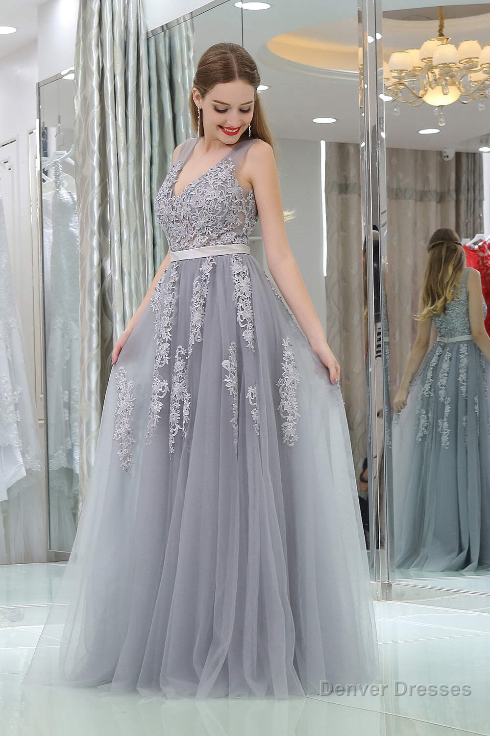 A-Line V-neck Floor-Length Tulle Appliqued Long Prom Dresses Secondary image