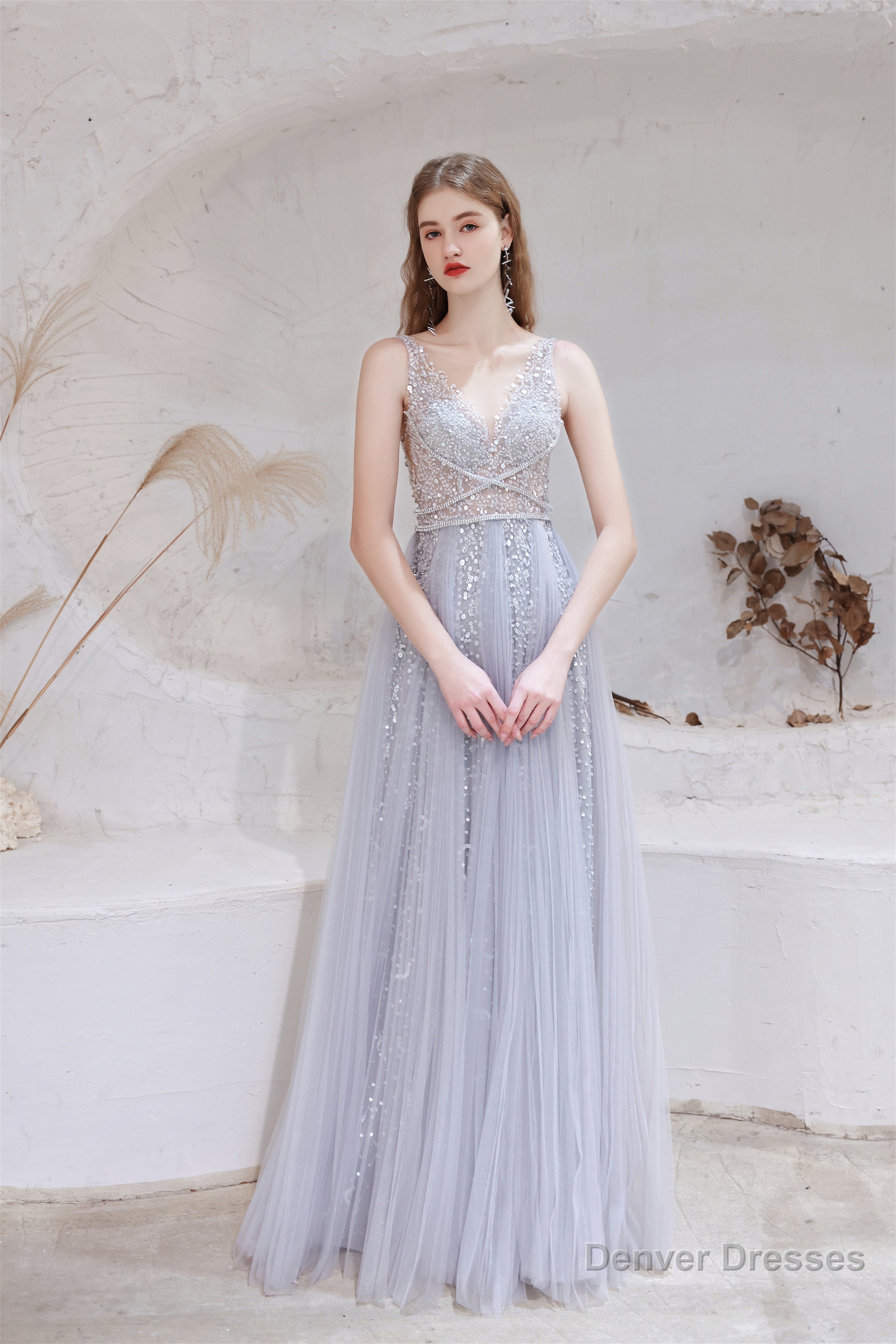 A Line V-neck Shiny Sequin Beaded Prom Dresses Main image