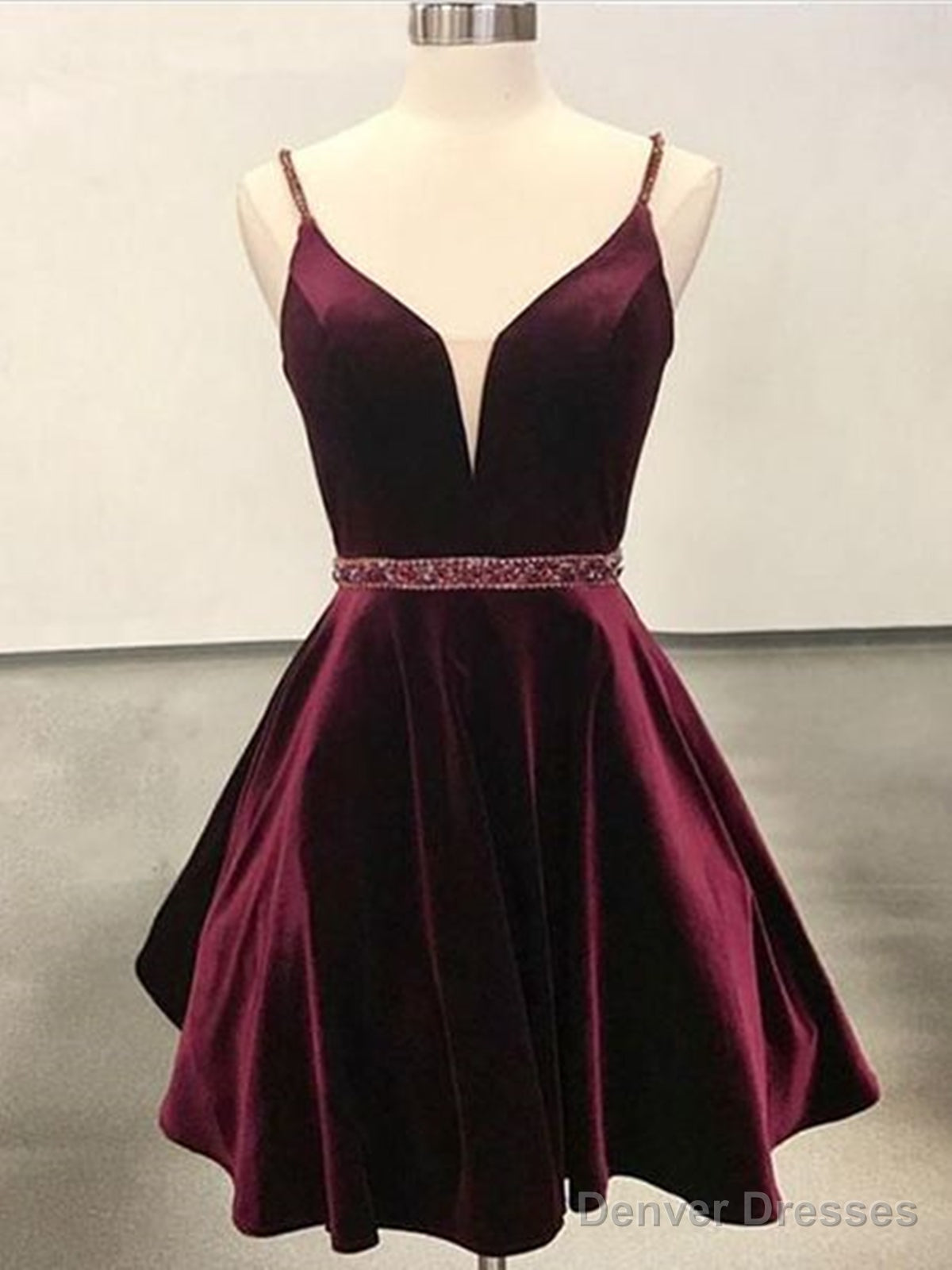 A Line V Neck Short Burgundy Prom Dresses, Short Wine Red Formal Graduation Homecoming Dresses Main image
