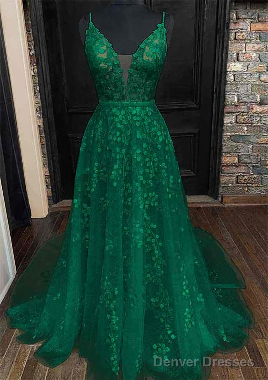 A-line V Neck Sleeveless Lace Court Train Prom Dresses With Pleated