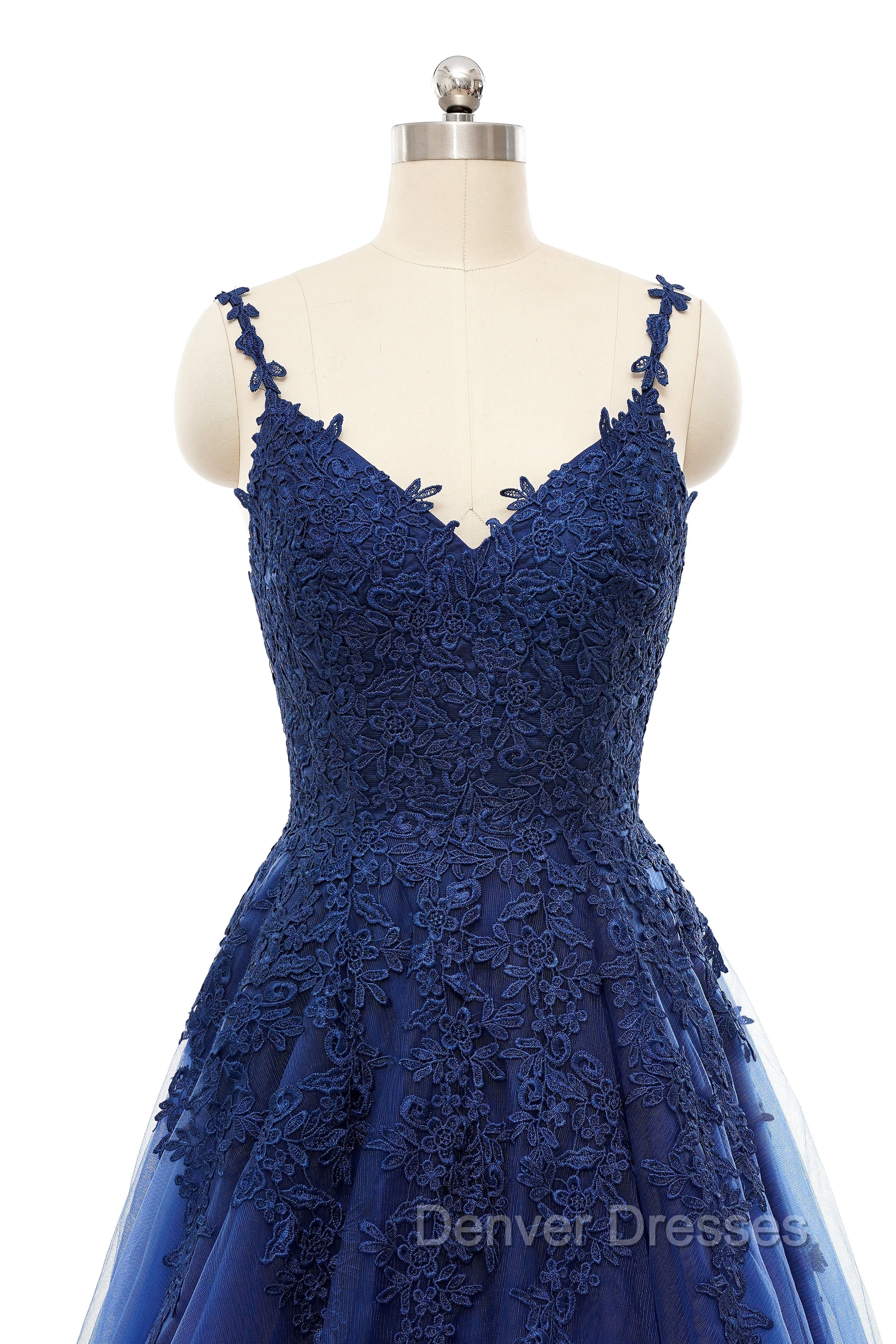 A-line V-neck Spaghetti strap Floor-length Sleeveless Backless Appliques Lace Elegant Prom Dress