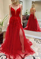 A-line V Neck Spaghetti Straps Chapel Train Tulle Prom Dresses With Split Appliqued