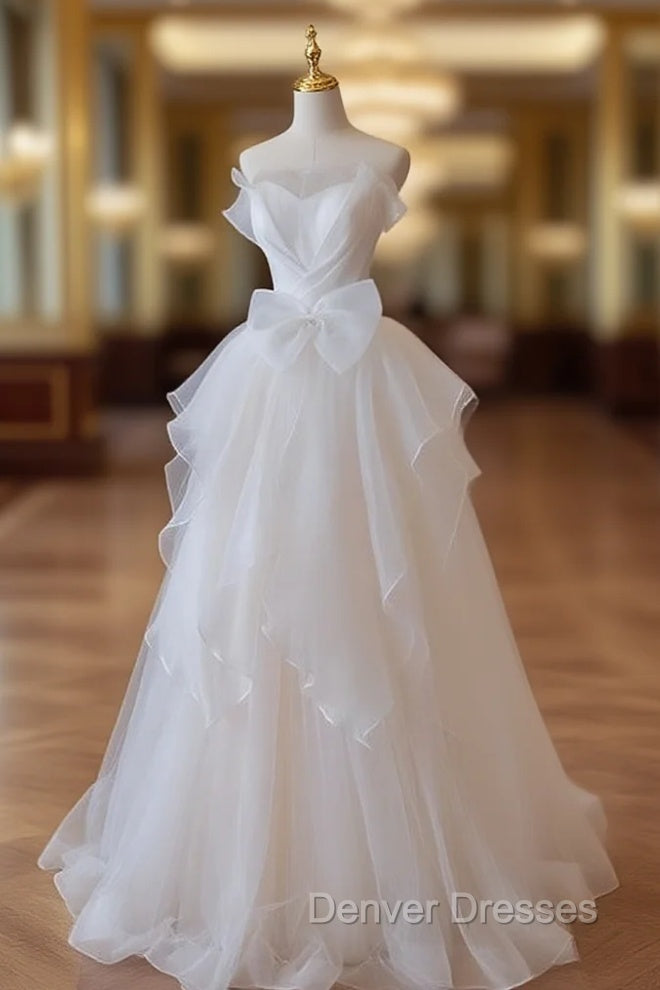 A-Line White Tulle Wedding Dress With Bow Main image