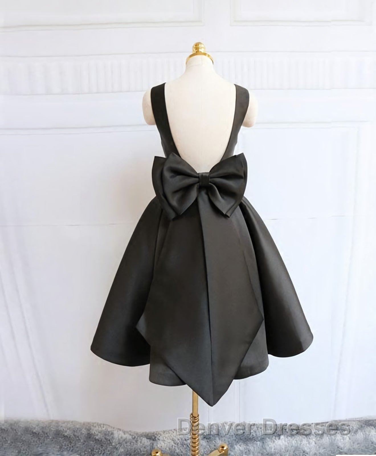 Cute A Line Satin Short Prom Dress, With Bow Evenig Dress