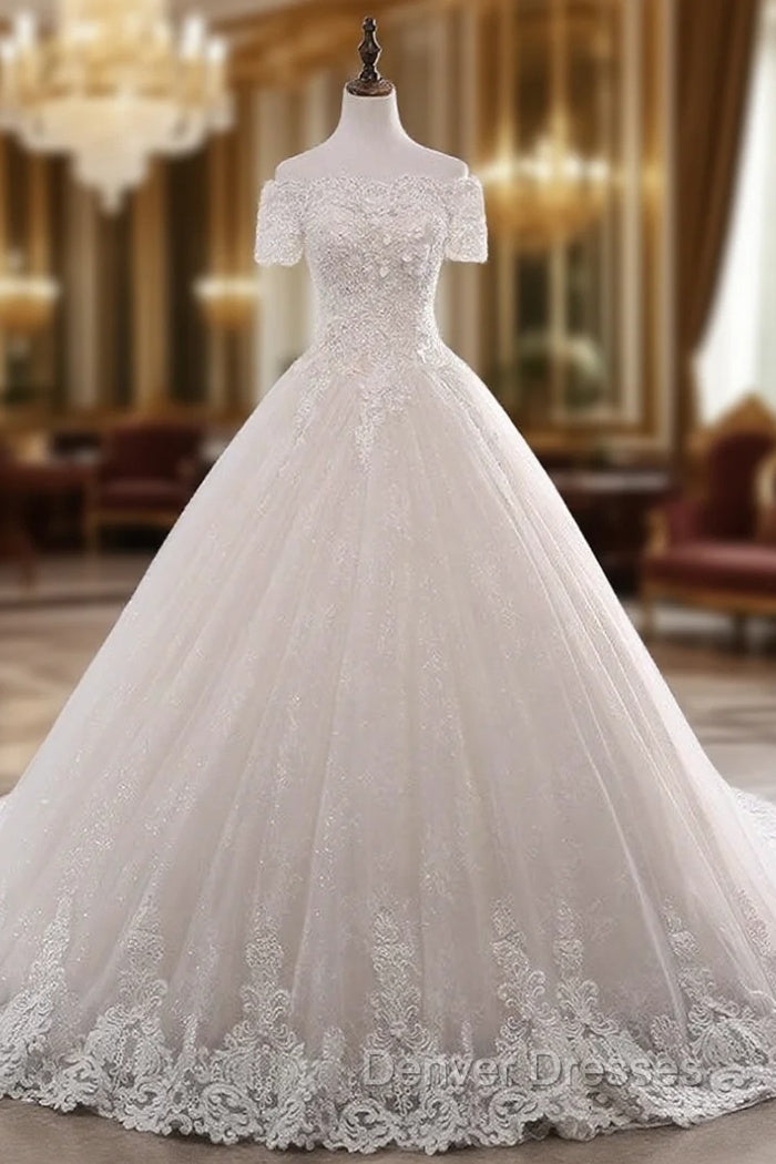 Adorable Vintage Wedding Dress Short Sleeve With Beading Boat Neck Wedding Dress