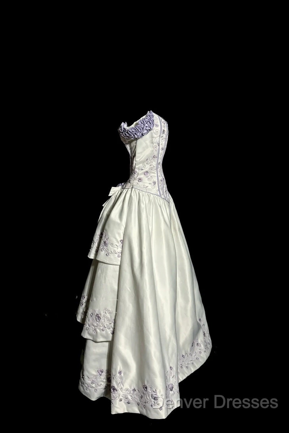 Aesthetic Ball Gown Off The Shoulder White Prom Dress Ruffle Long Party Dress Secondary image