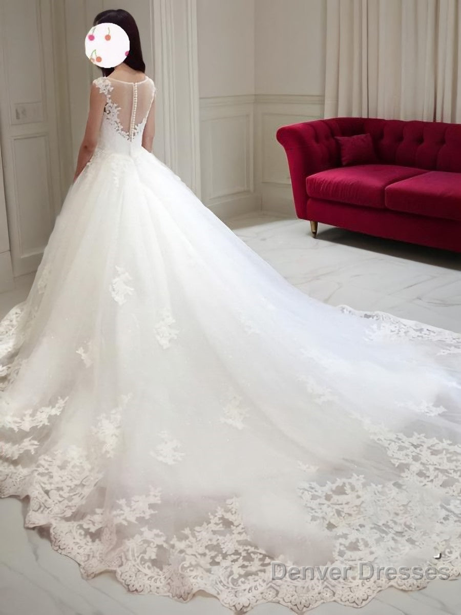 Ball Gown Bateau Court Train Tulle Wedding Dresses With Appliques Lace Secondary image