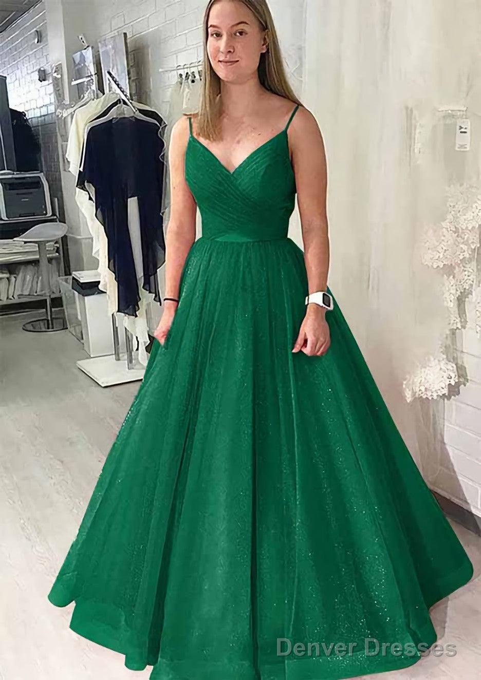 Ball Gown Long/Floor-Length Sparkling Tulle Prom Dresses With Pleated
