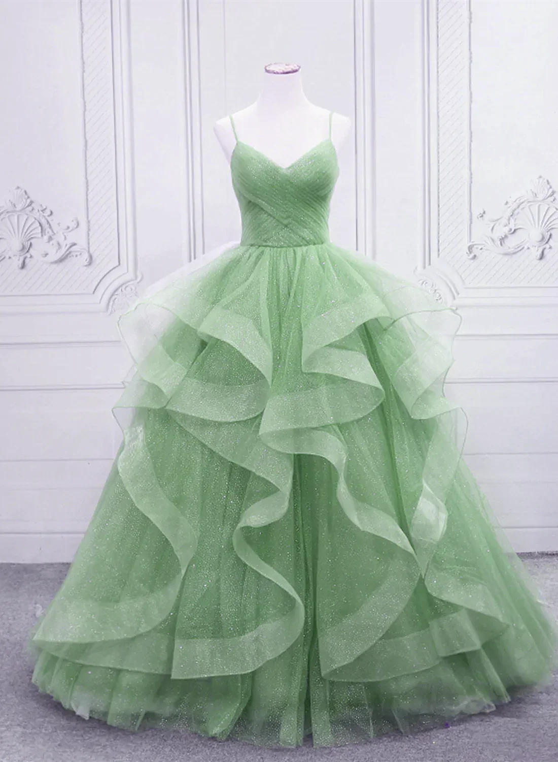 Green/Blue Long Shiny Elegant Spaghetti Straps Long Ruffled Organza Ball Gown Evening Dress Quinceanera Dress