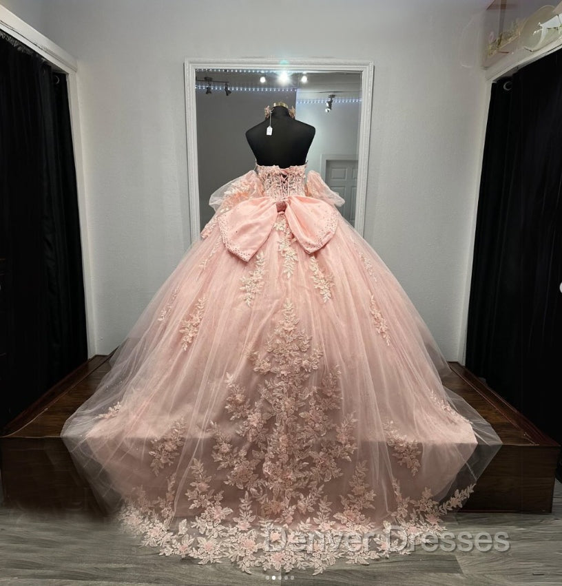 Ball-Gown Pink Tulle Sweetheart Sleeveless Quinceanera Dress with Bow