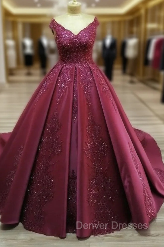 Ball Gown Quinceanera Dress Sequins Lace V Neck Main image