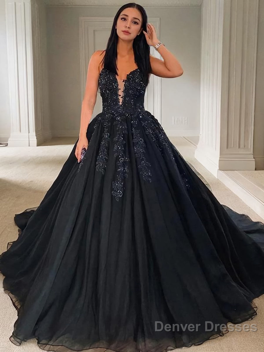 Ball Gown V-neck Court Train Tulle Prom Dresses With Appliques Lace Secondary image