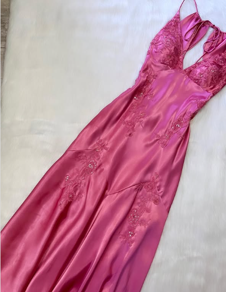 Beautiful A Line Spaghetti Straps Green Long Prom Dress Backless Satin Evening Gowns