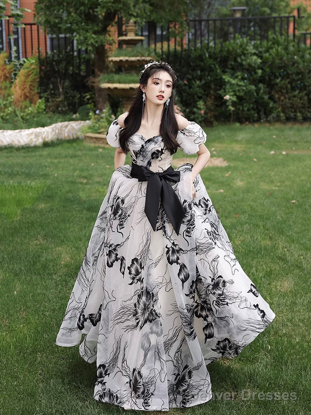 Beautiful Black Print A-Line Princess Dresses With Bow Main image
