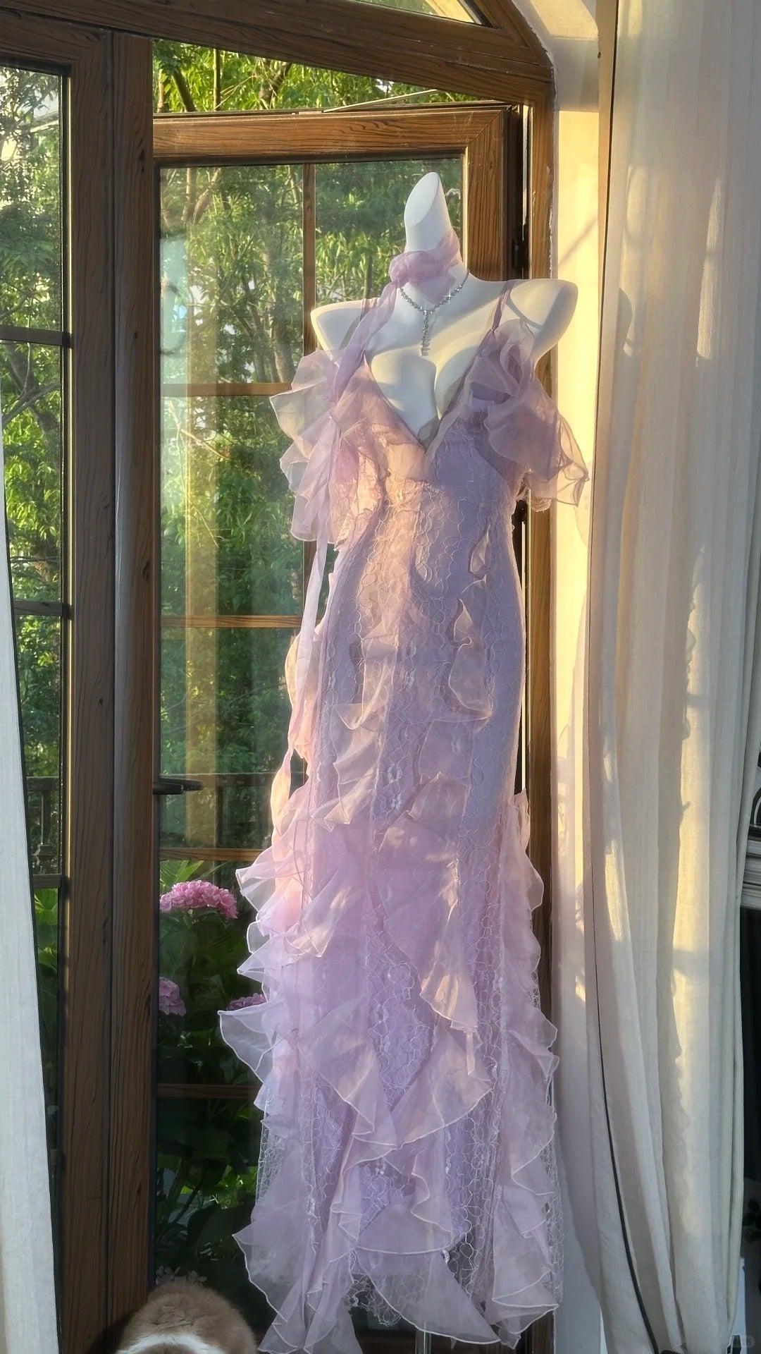 Beautiful Lavender Deep V-Neck Suspender Lace Ruffled Mermaid Prom Dress Secondary image